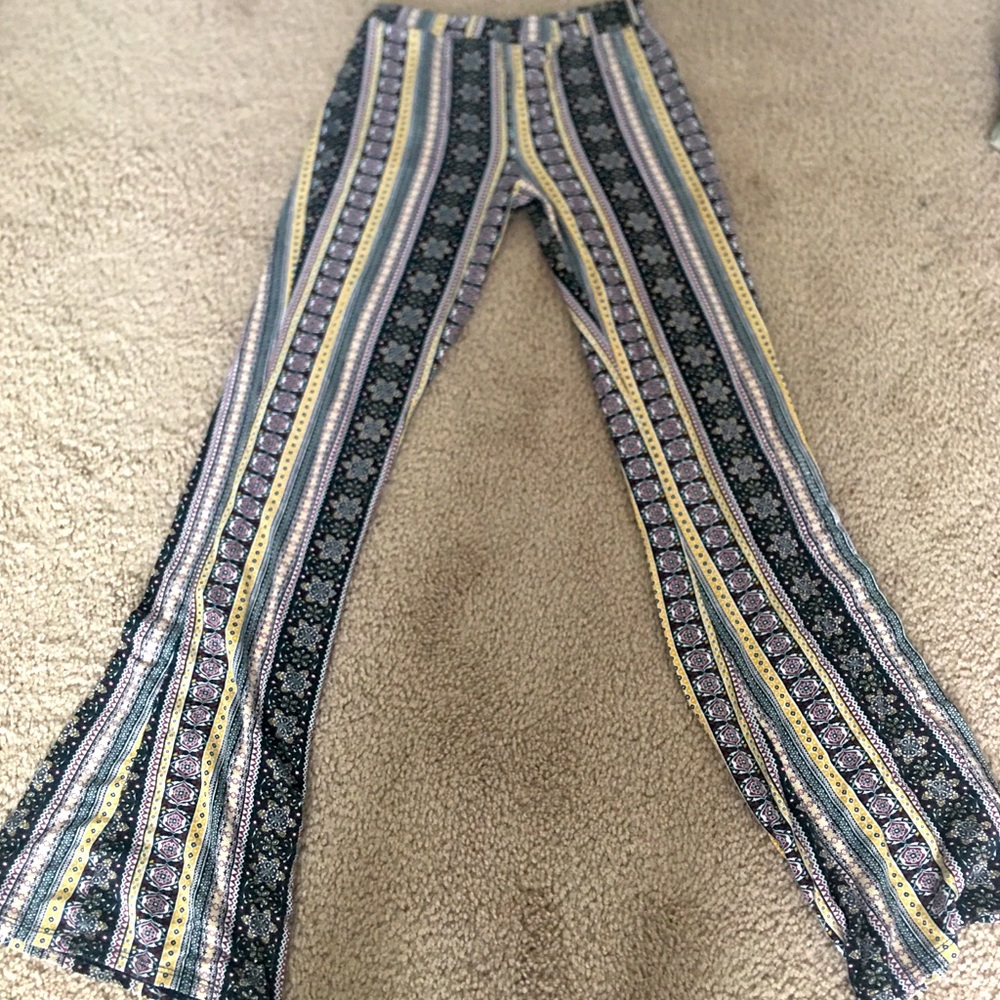 FLARE LEGGINGS